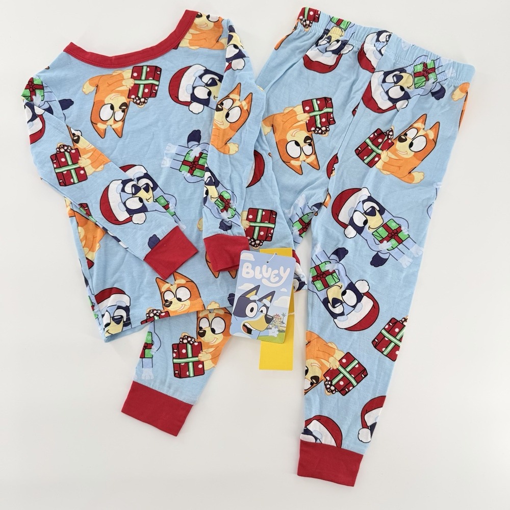 Bluey Christmas Pajamas Toddler 4T Long Sleeves Santa Bingo Gift Print NWT - Picture 7 of 8